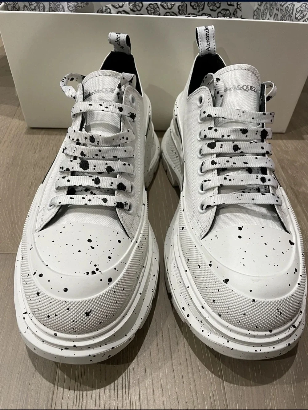 Alexander McQueen Men's Casual Sneaker, Size 11 - White